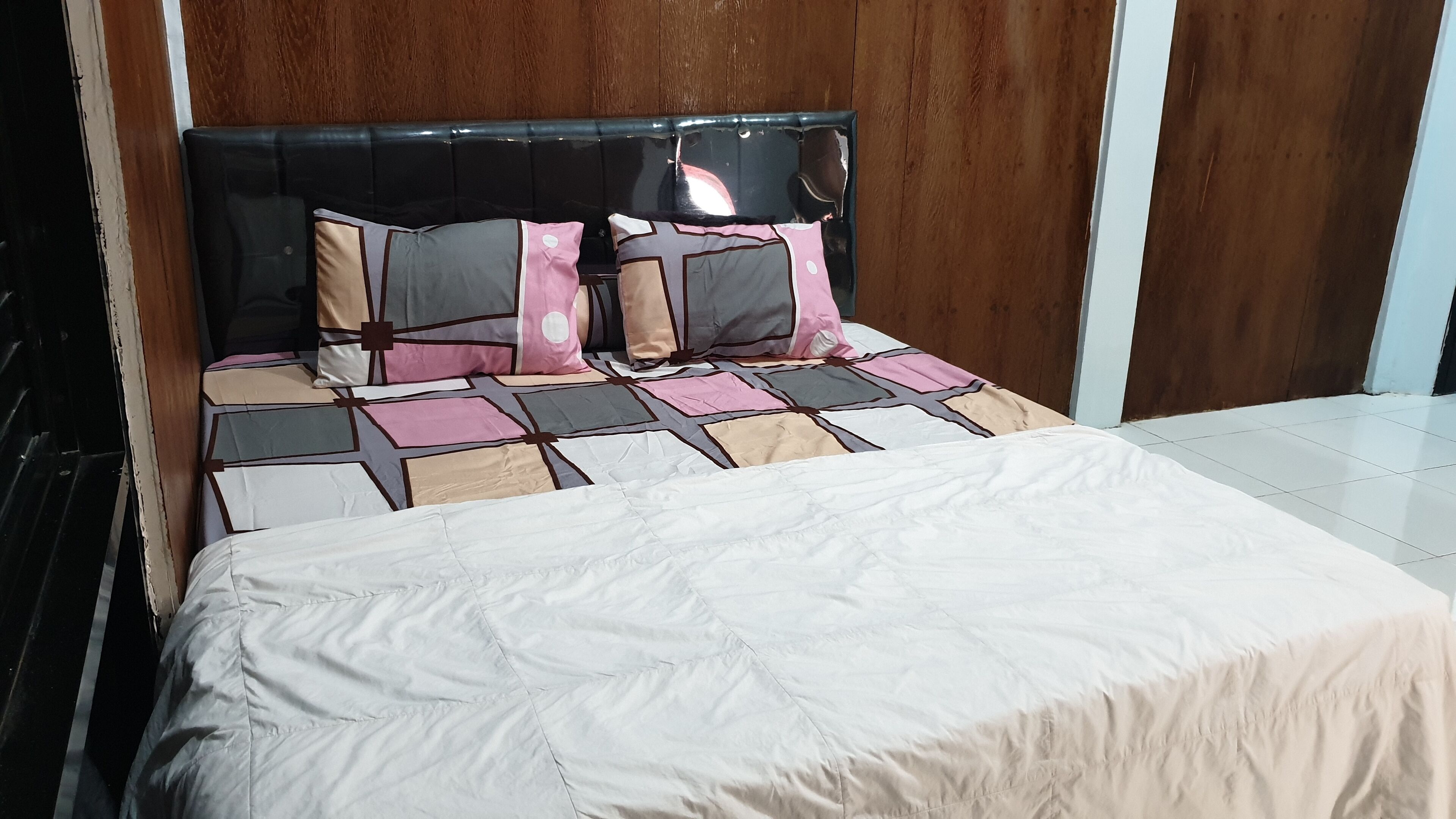 Capital O 92612 Penginapan D'alas Purwo & Beach