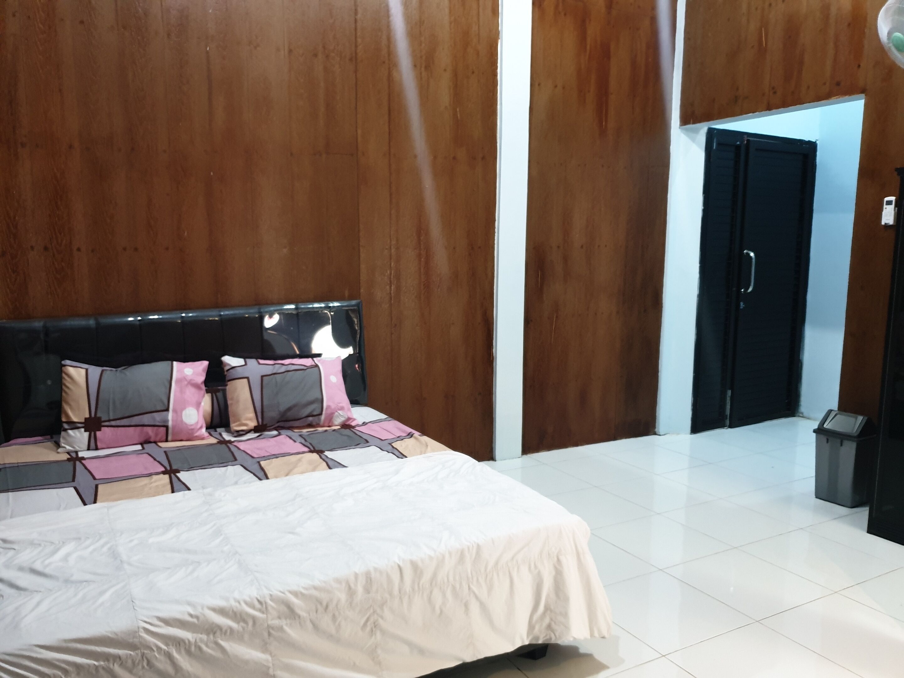 Capital O 92612 Penginapan D'alas Purwo & Beach