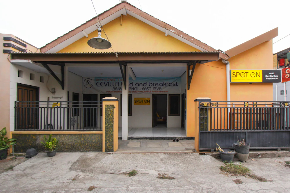 SPOT ON 1842 Cevilla Bnb Residence