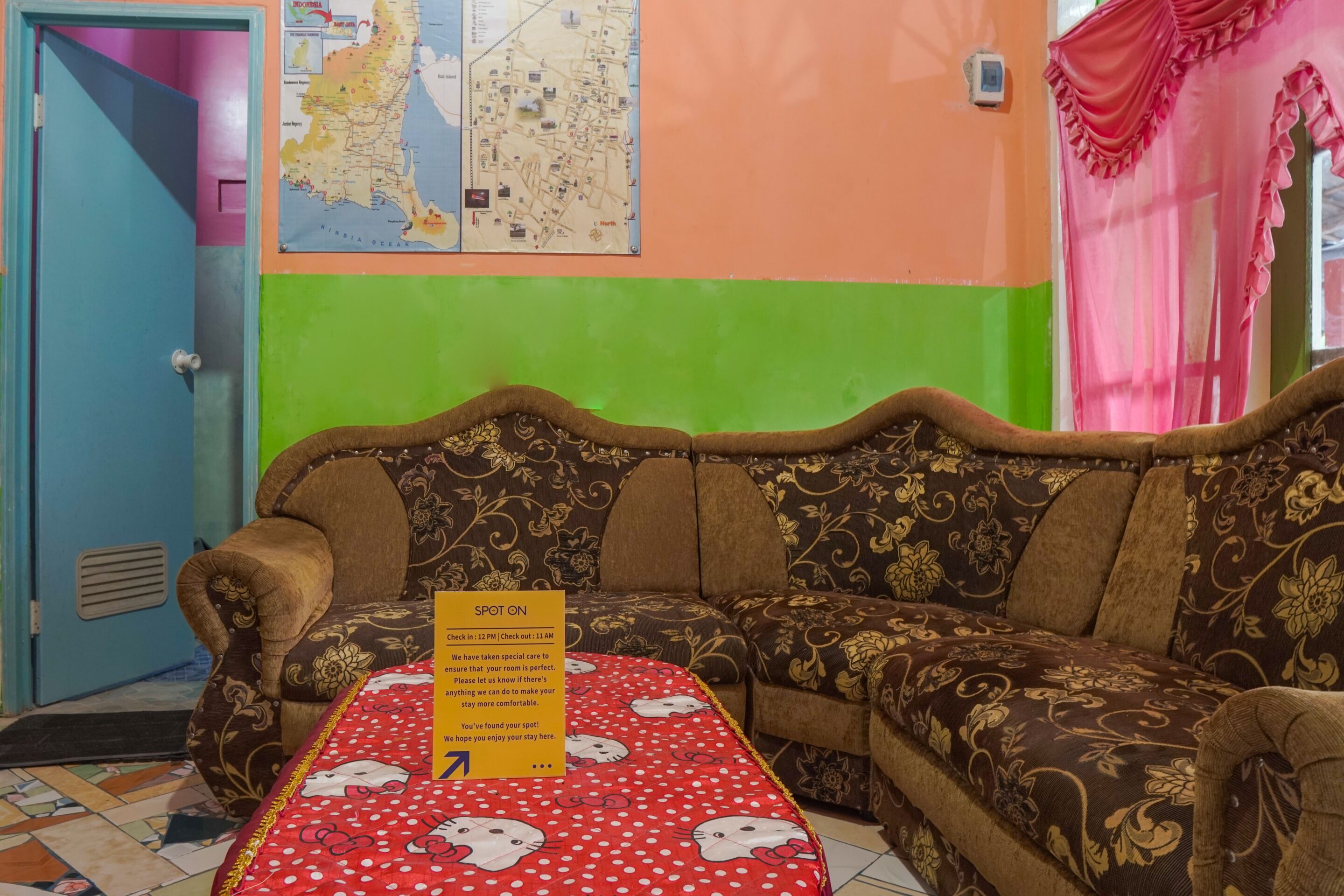 Spot On 1762 Gandrung Payungan Family Inn