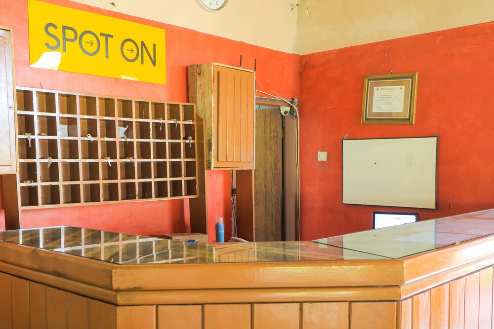 Hotel Raung View by OYO Rooms