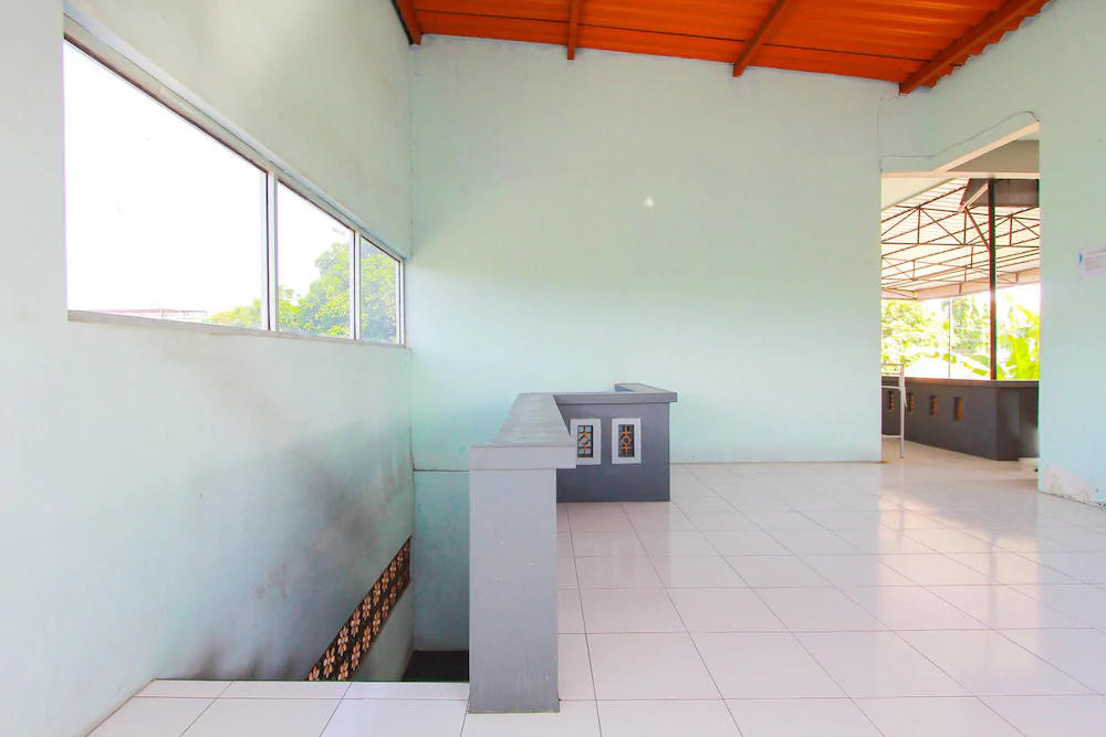 Kost Mittasukha Family by OYO Rooms