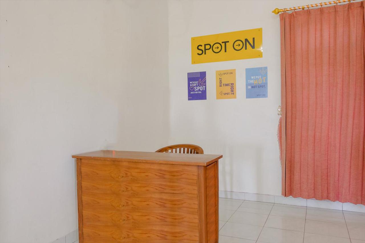 Pakis Residence by OYO Rooms