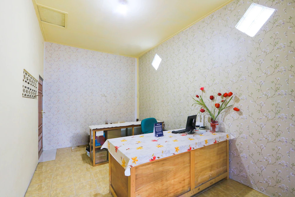 Pesona Guest House by OYO Rooms