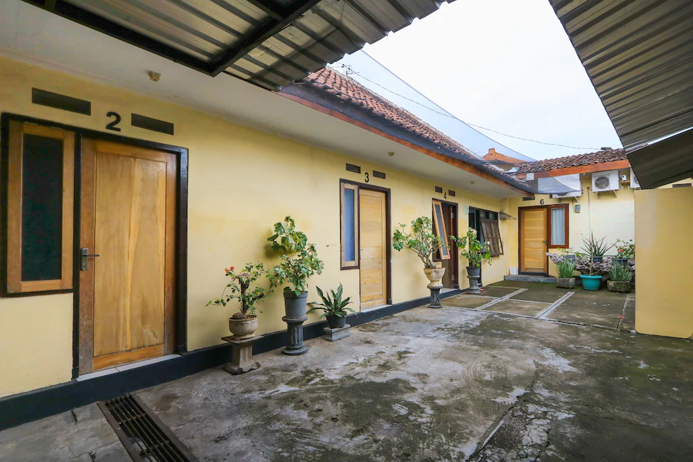 Pesona Guest House by OYO Rooms