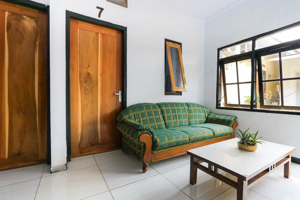Pesona Guest House by OYO Rooms