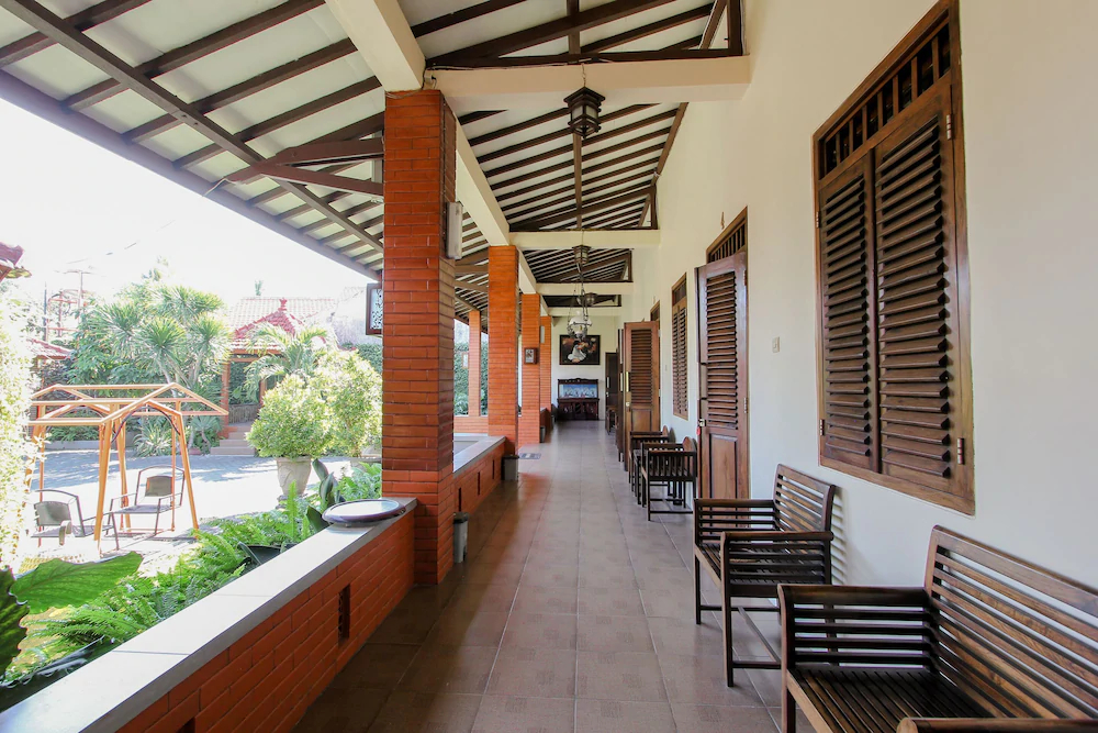 Singosari Guest House by OYO Rooms
