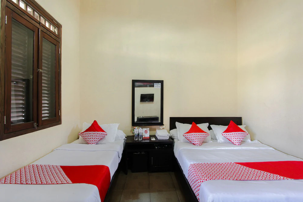 Singosari Guest House by OYO Rooms