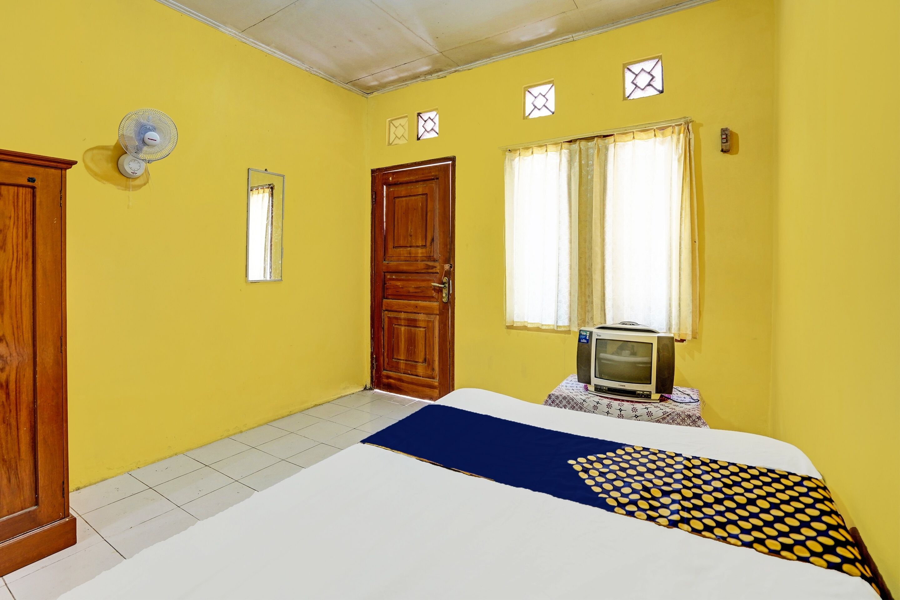 Spot On 92372 Rinda Homestay Syariah & Resto