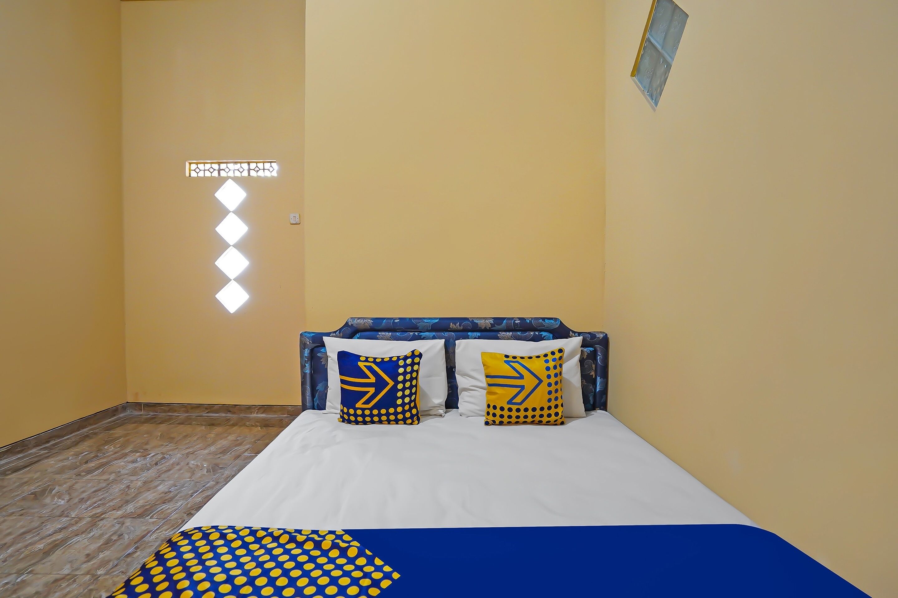 Spot On 92476 Sobat Ijen Traveller Homestay