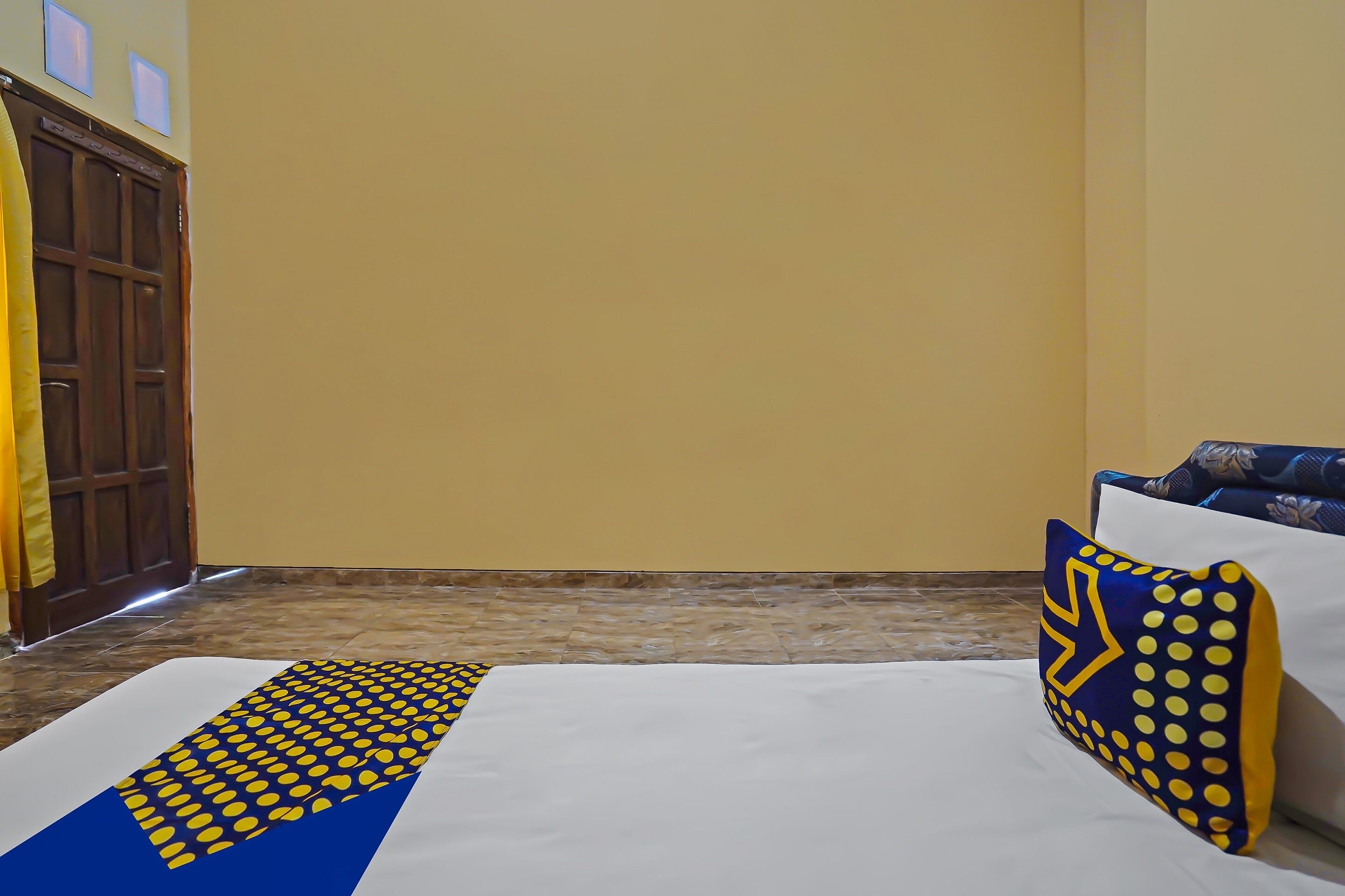 Spot On 92476 Sobat Ijen Traveller Homestay