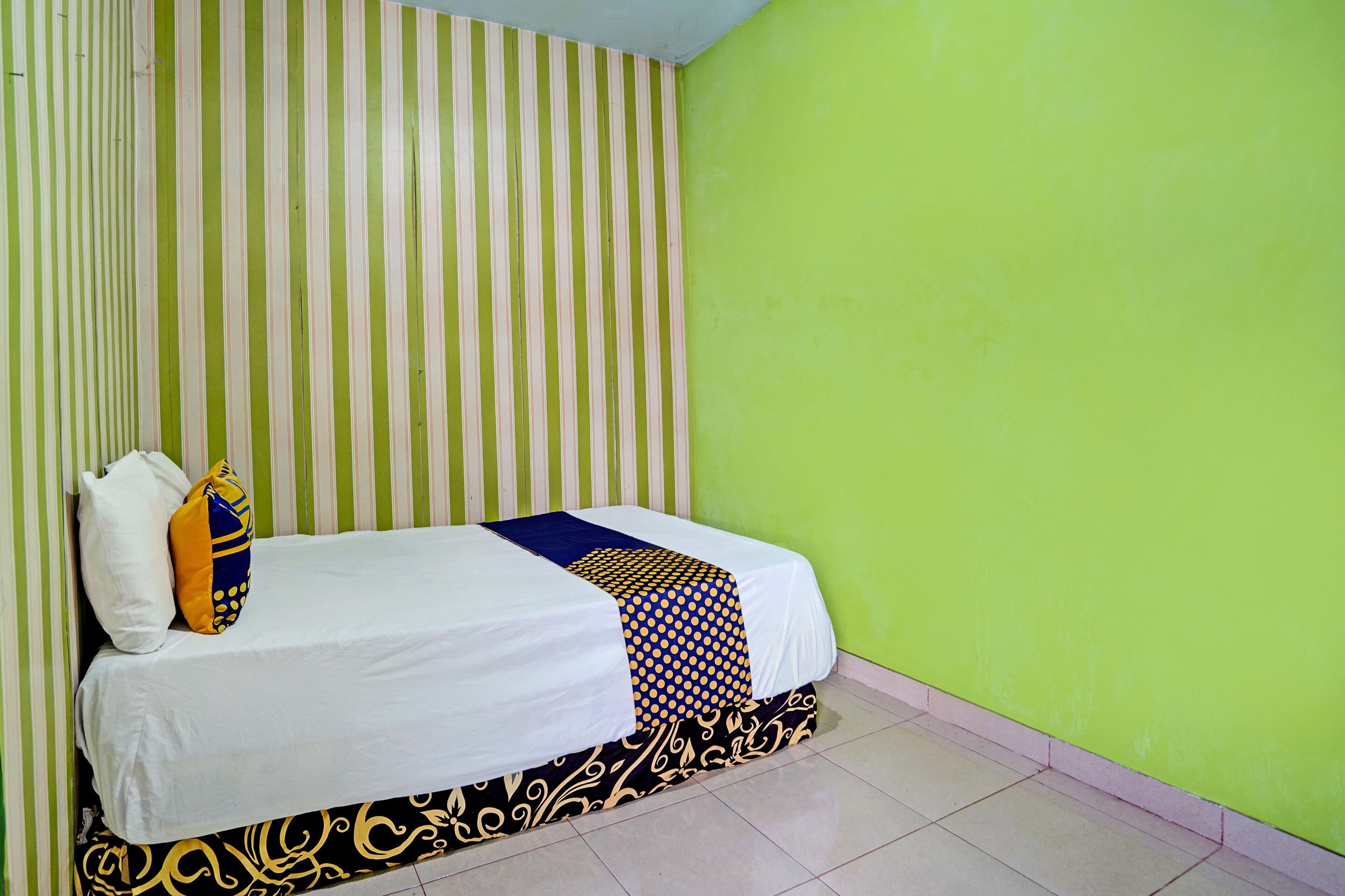 SPOT ON 92673 Gang Songo Syariah Homestay