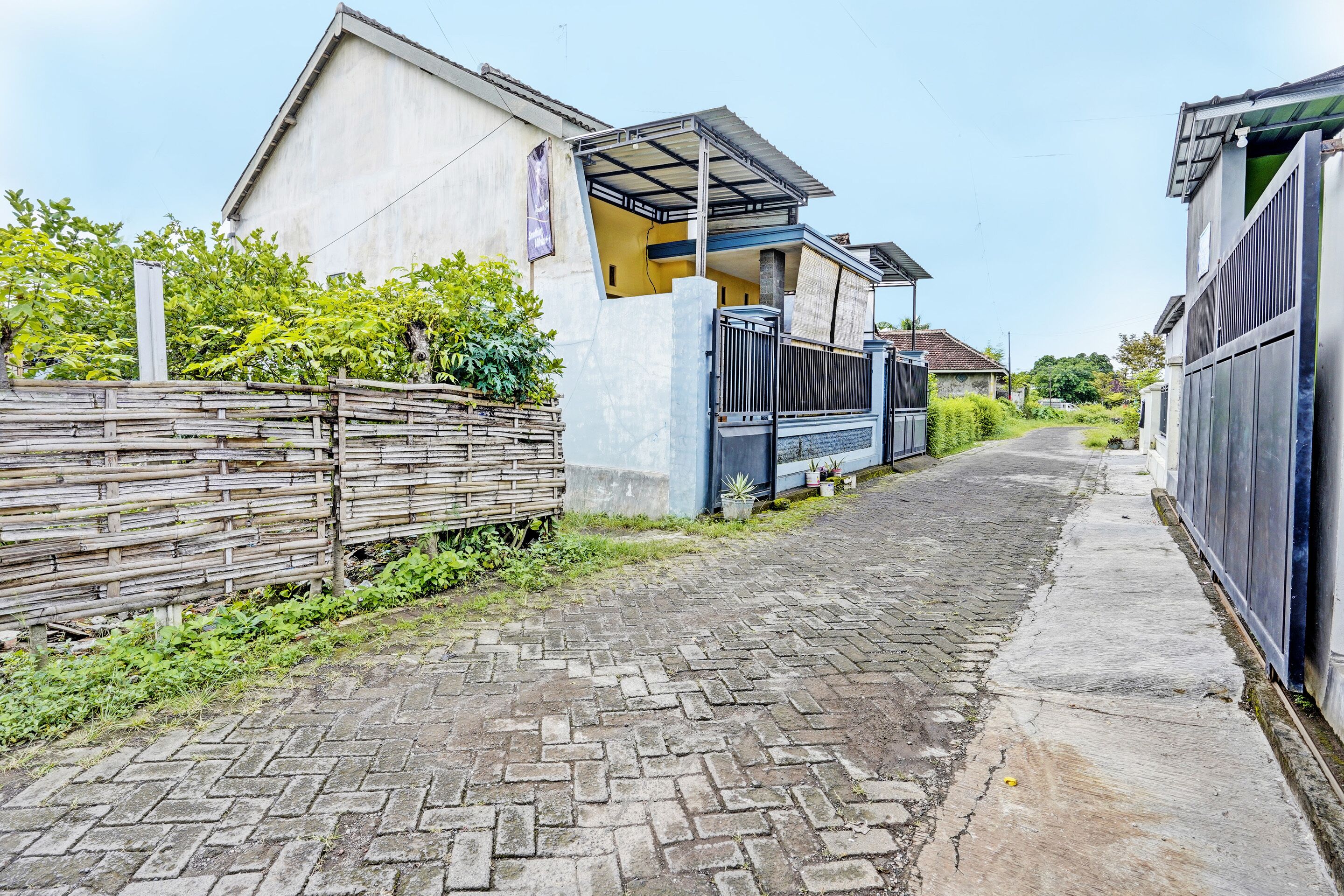 SPOT ON 92673 Gang Songo Syariah Homestay