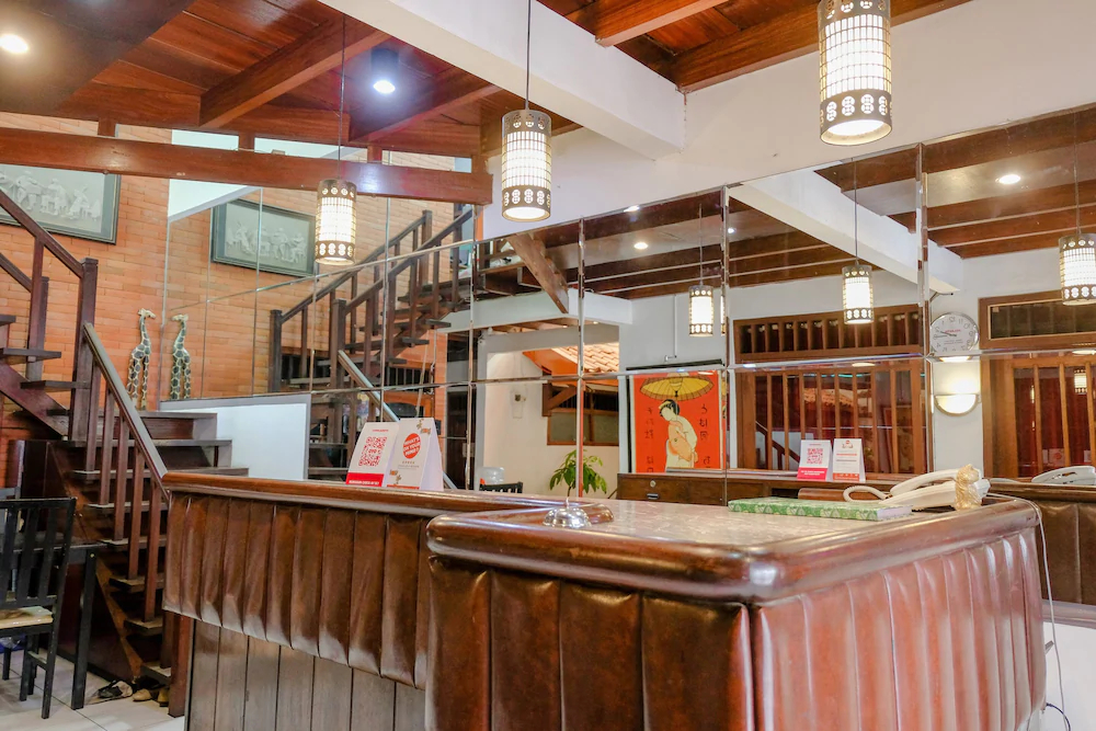 Adam's Apple Family Residence by OYO Rooms