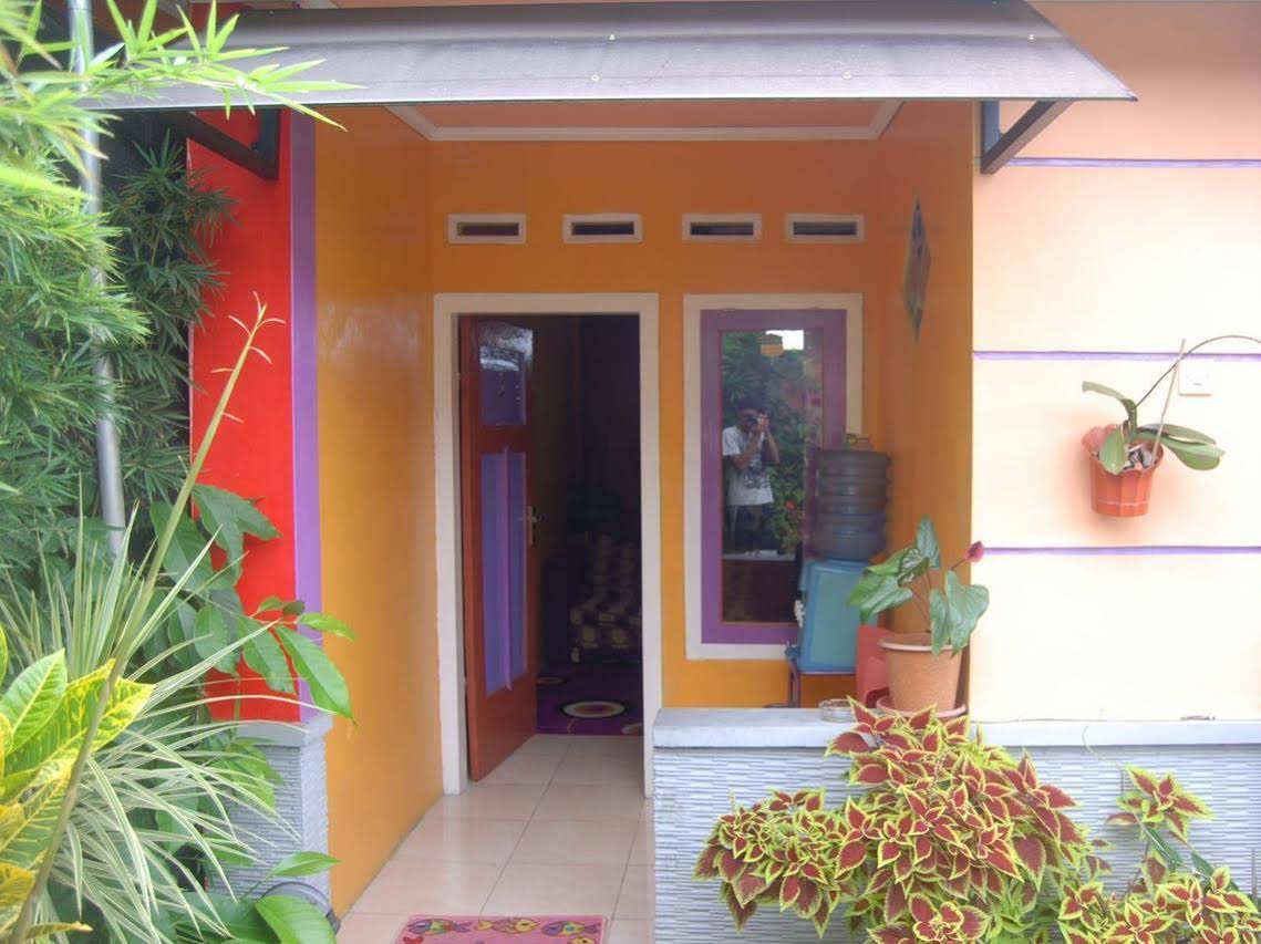 OYO 91285 Darmo Homestay