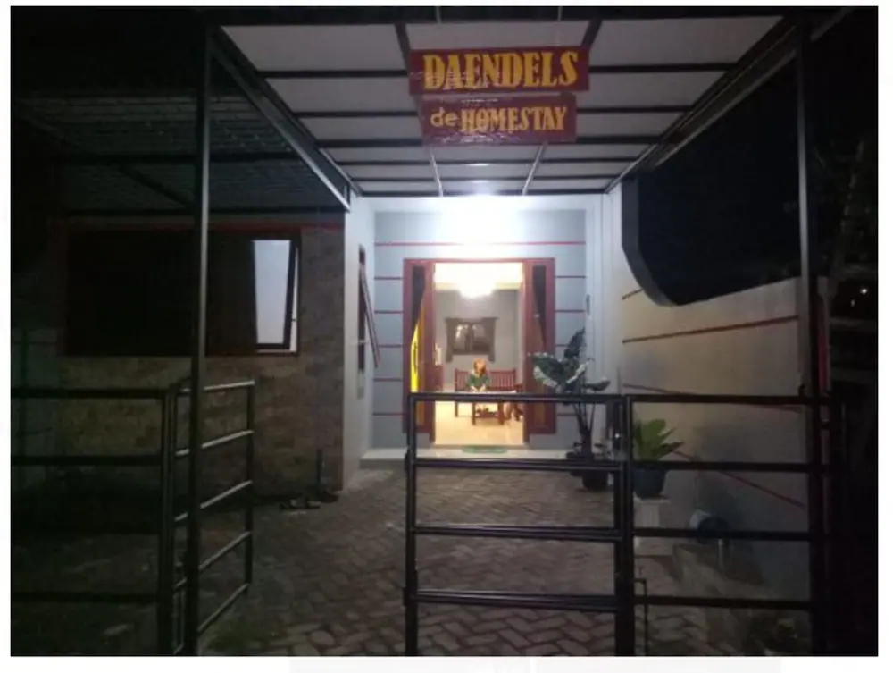 Deandels De Homestay