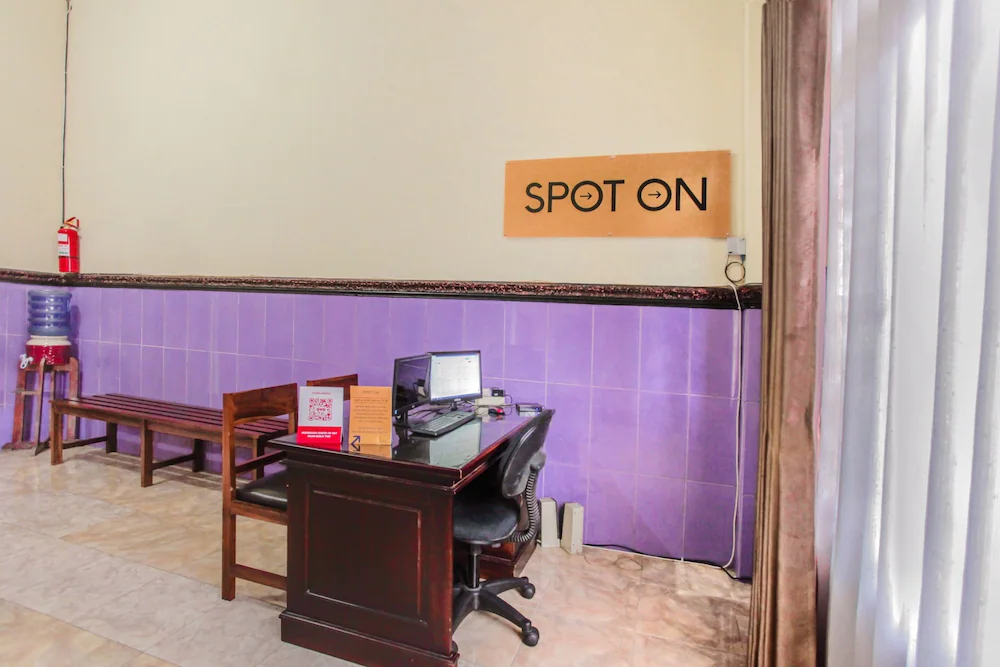 Graha Batu Mulia by OYO Rooms