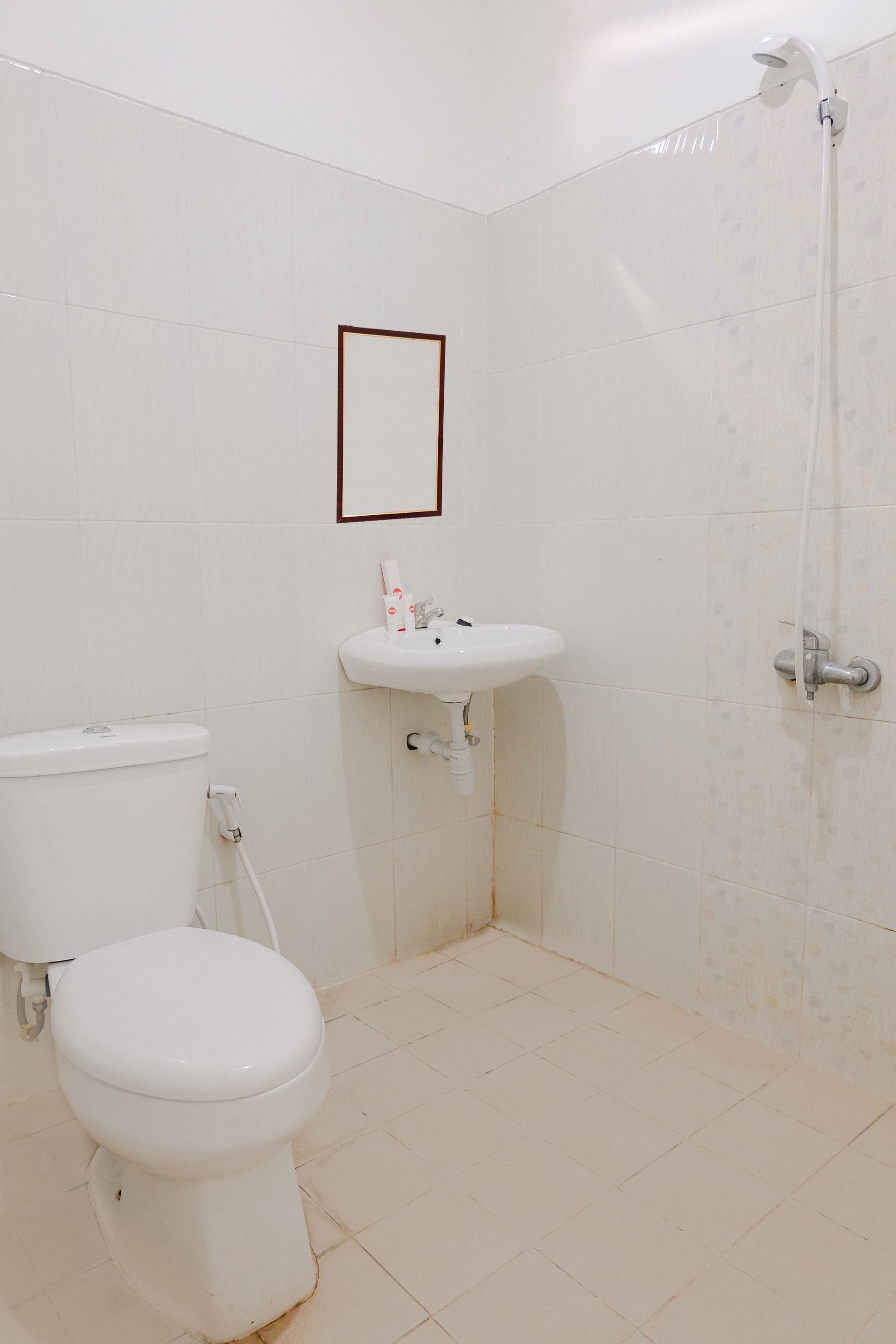 Grand Ijen Hotel by OYO Rooms