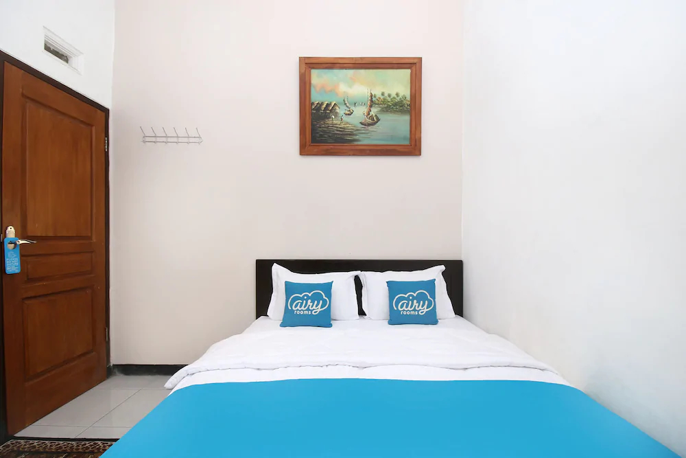 Omah Etan Batu by Airy Rooms