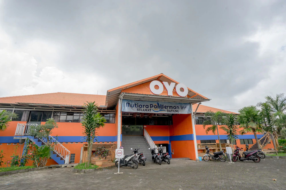 OYO 565 Mutiara Panderman Inn Syariah