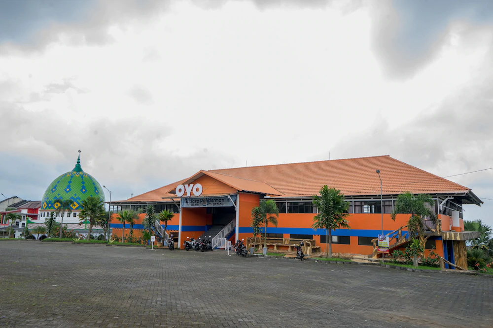 OYO 565 Mutiara Panderman Inn Syariah