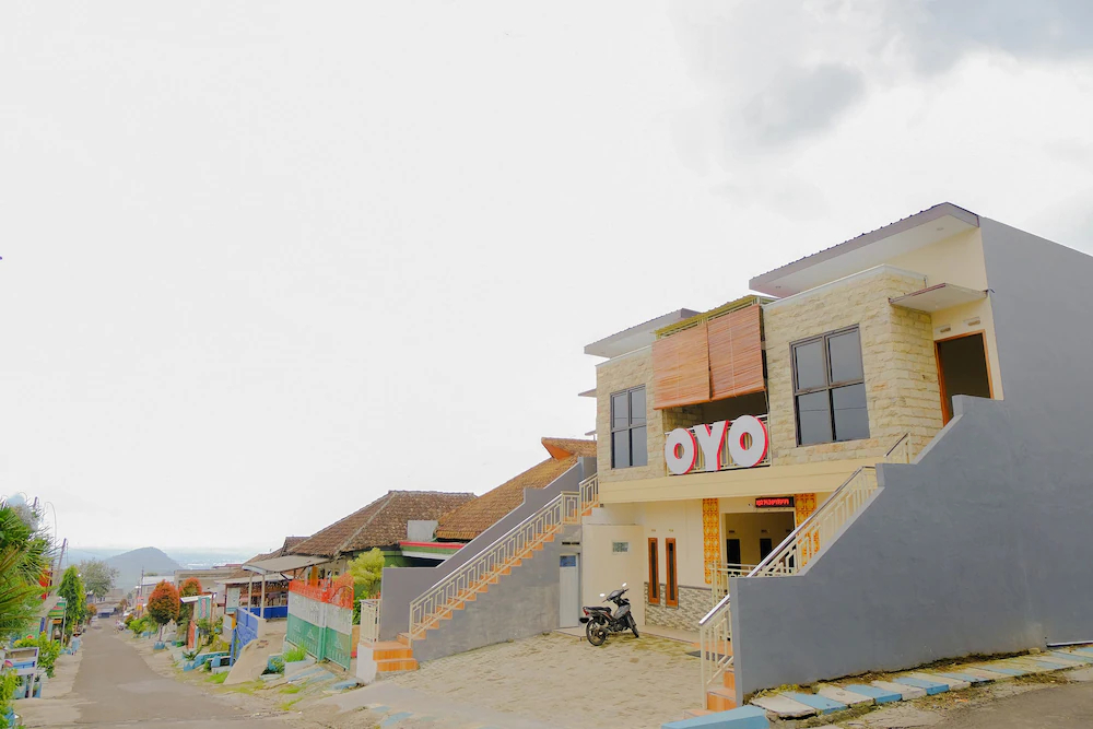 Queen Homestay by OYO Rooms