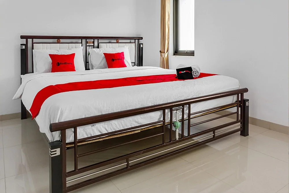 Redjeki Guesthouse by RedDoorz