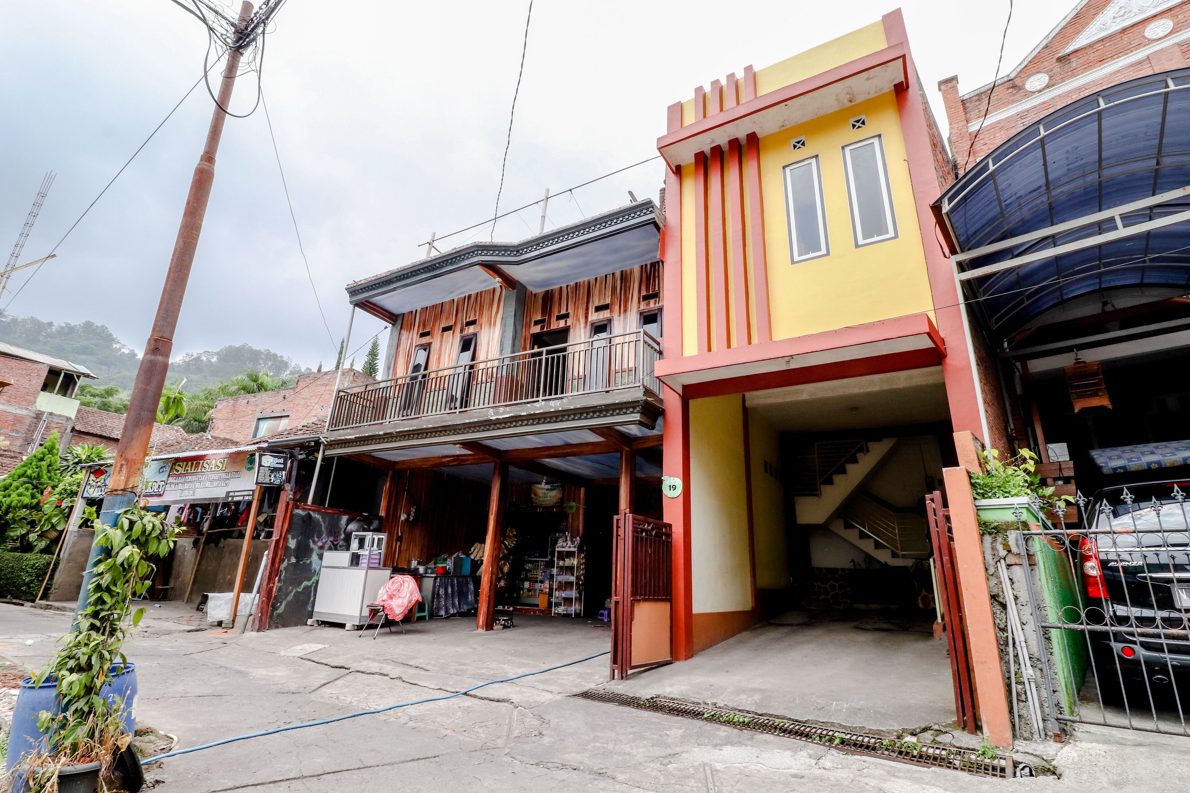 Room Stay Cempaka Mulya