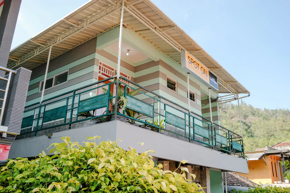 Villa Hardi by OYO Rooms