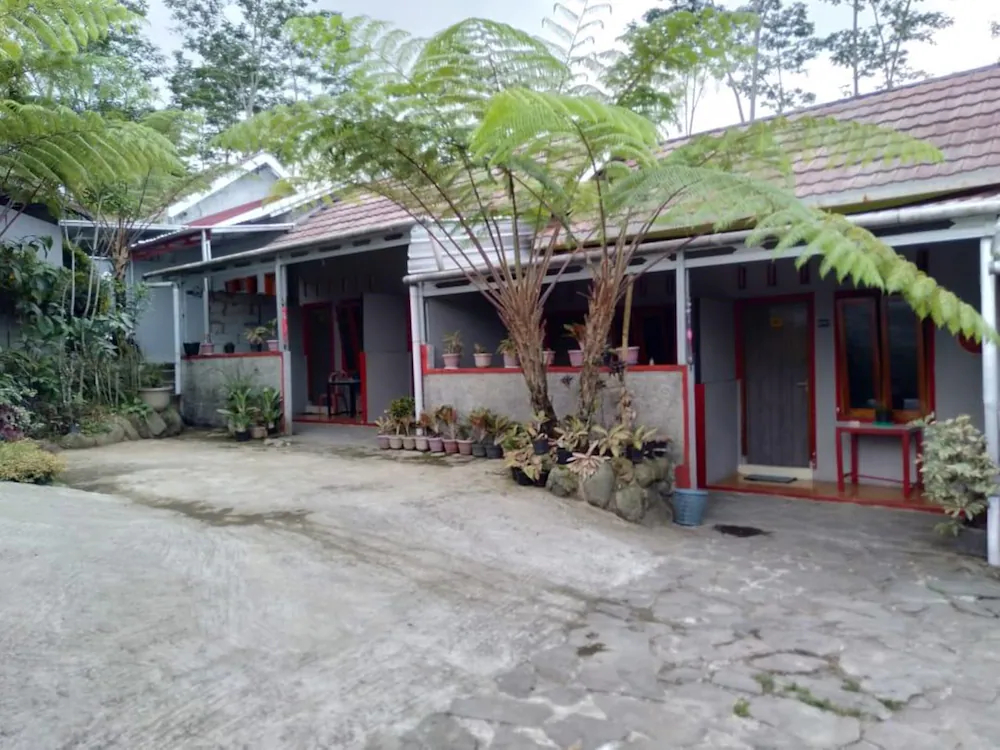 Menggala Cottage Baturaden