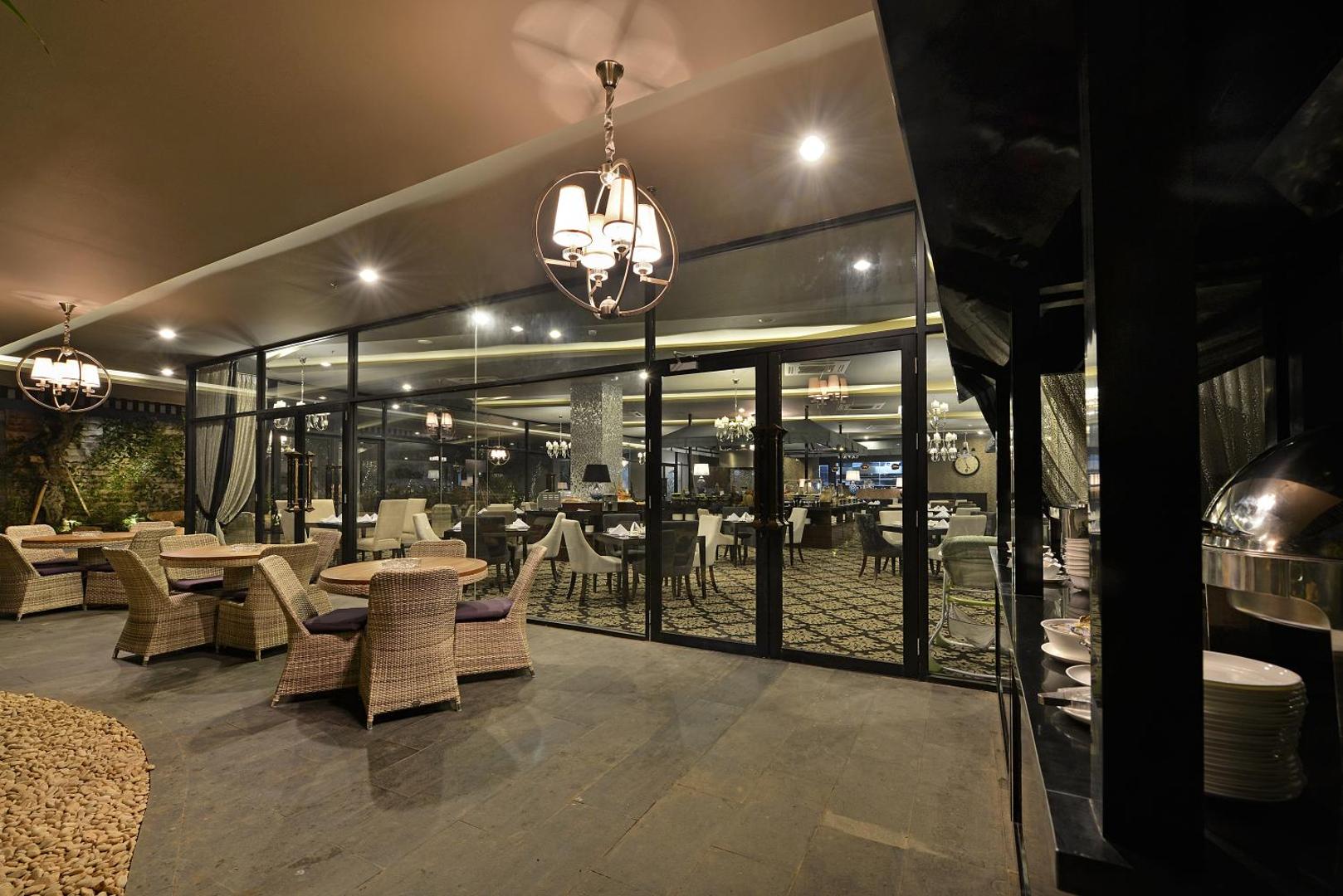 Amaroossa Grande Bekasi