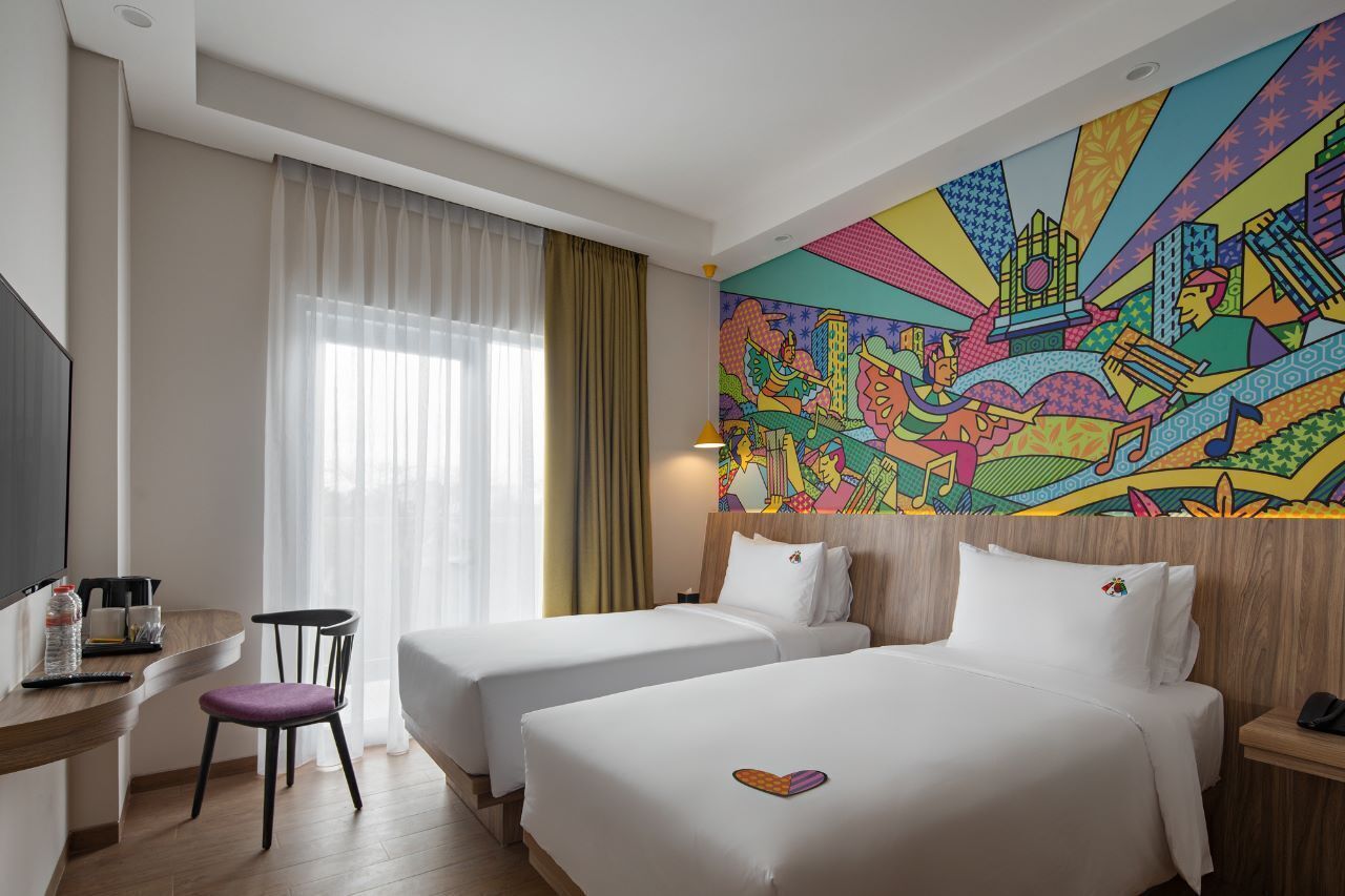 MaxOneHotels At Kota Harapan Indah Bekasi