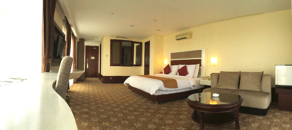 President Executive Club