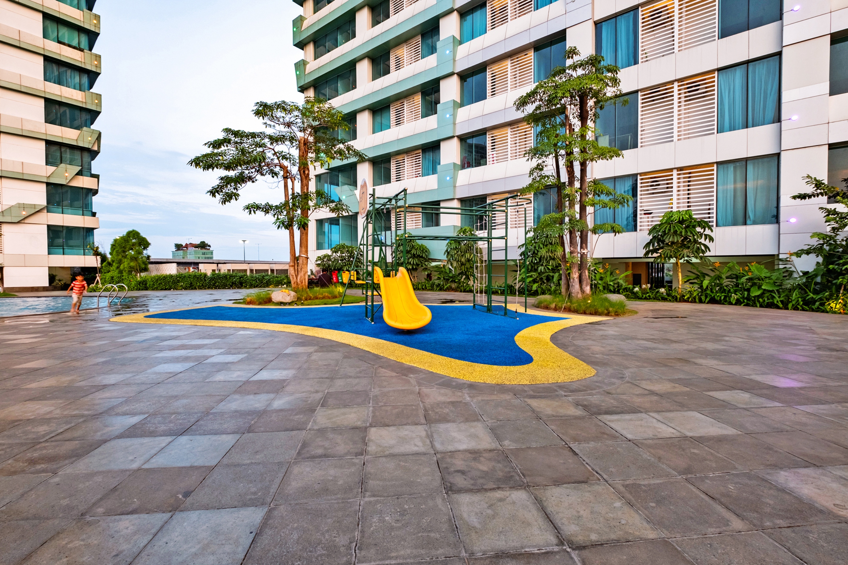 Oyo 3390 Apartment Grand Kamala Lagoon Avenue