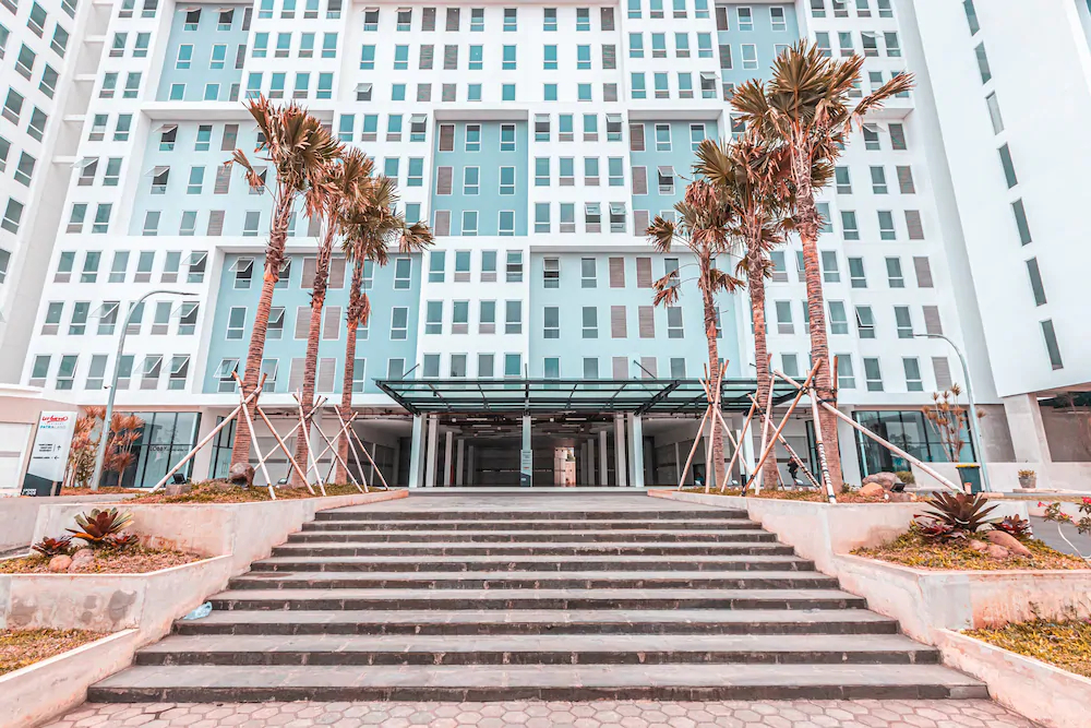 Patraland Urbano by OYO Rooms