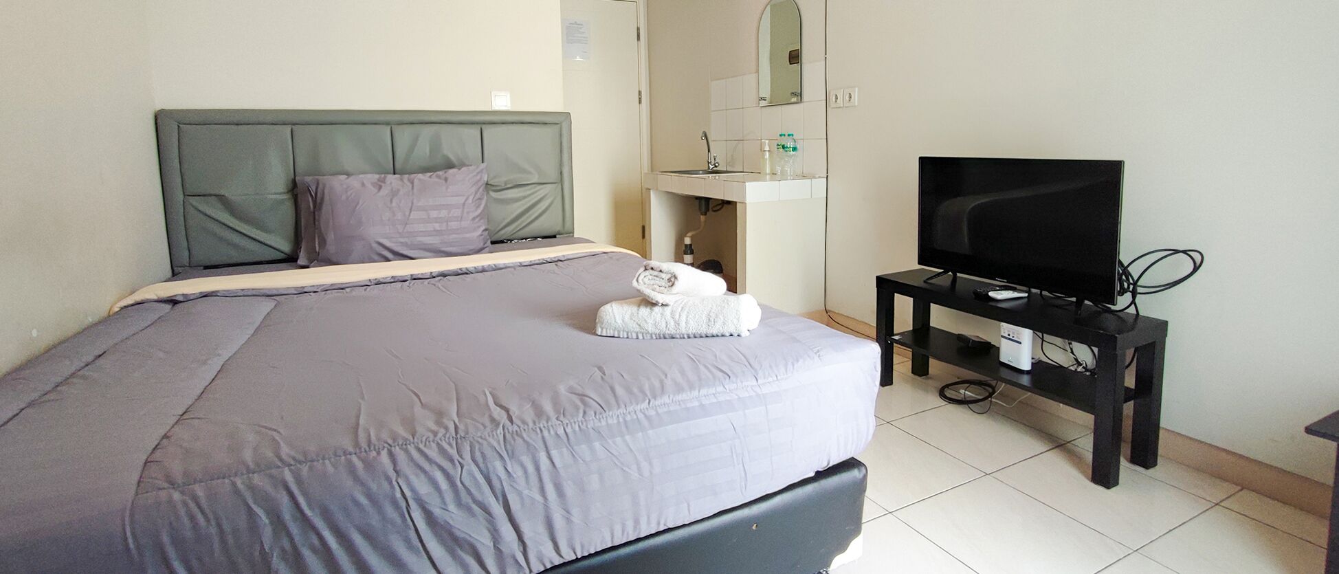 Ruang Nyaman At The Springlake Summareco Bekasi