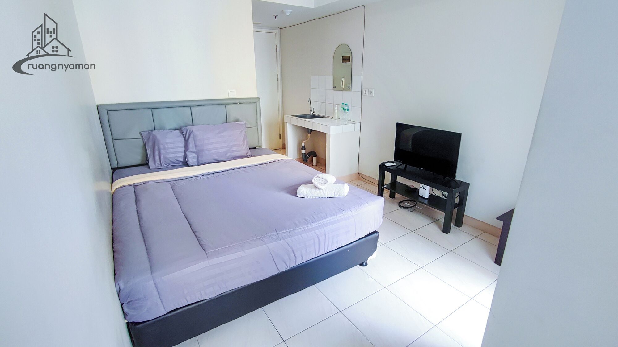 Ruang Nyaman At The Springlake Summareco Bekasi