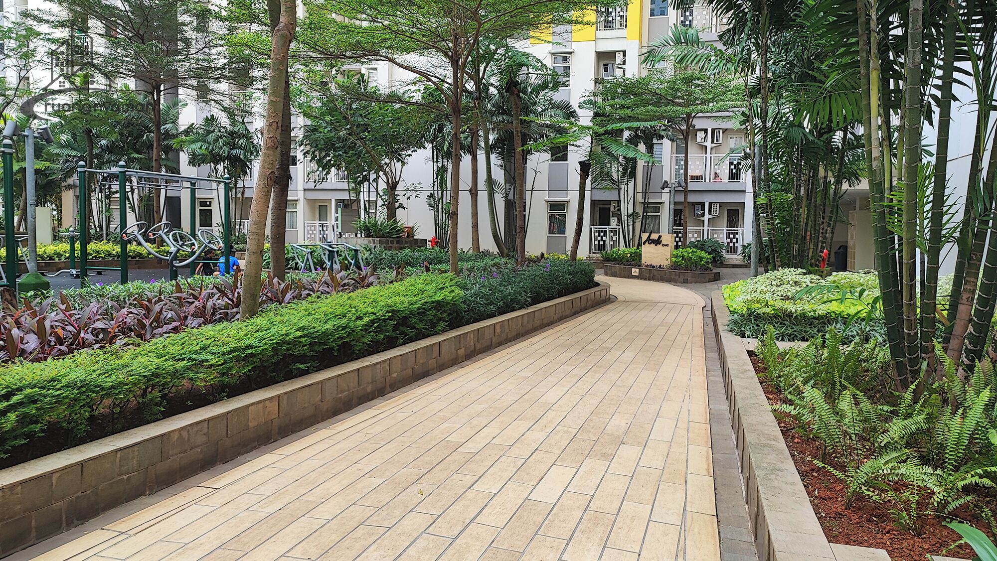 Ruang Nyaman At The Springlake Summareco Bekasi