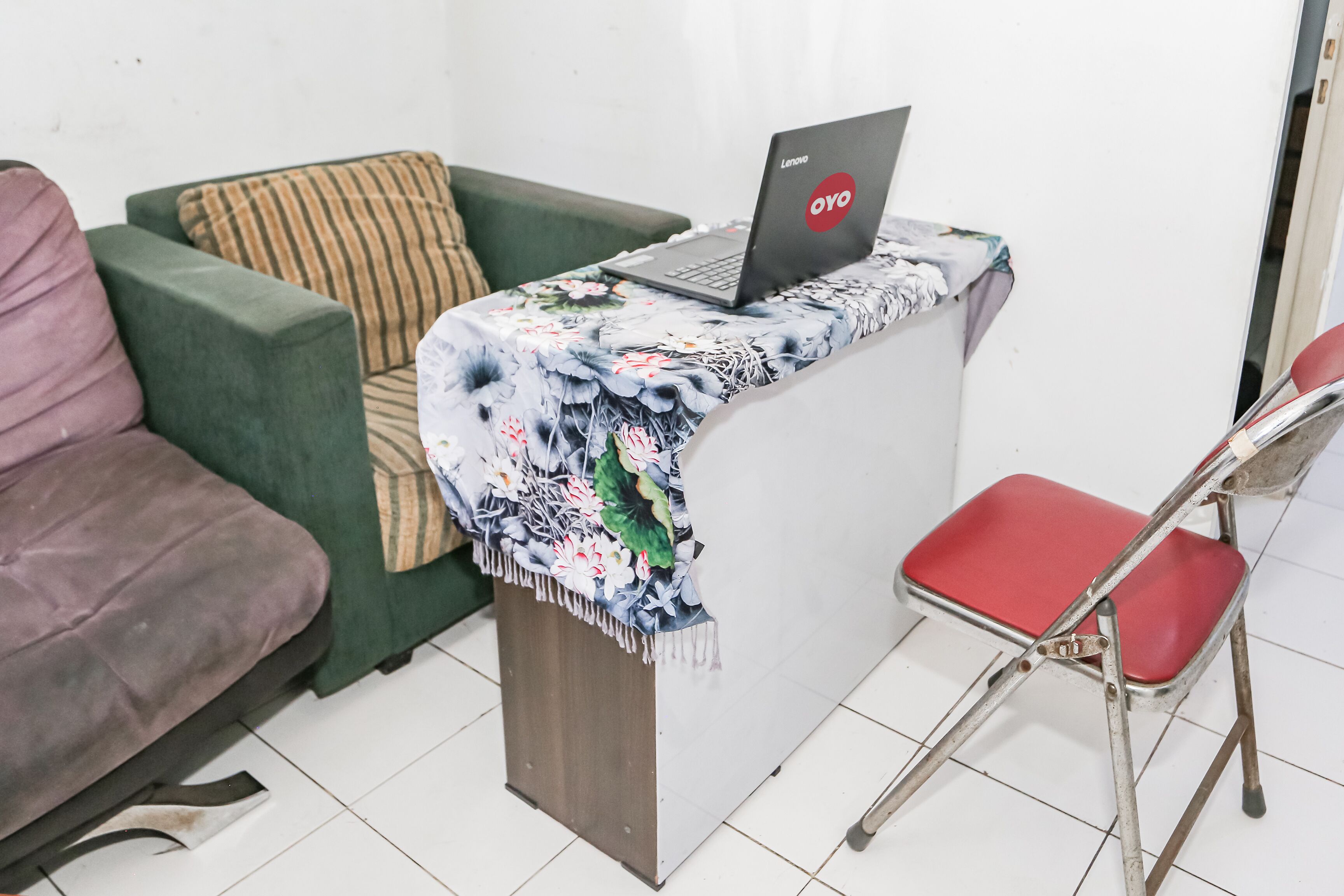 Spot On 93515 Pulo Gebang Guest House