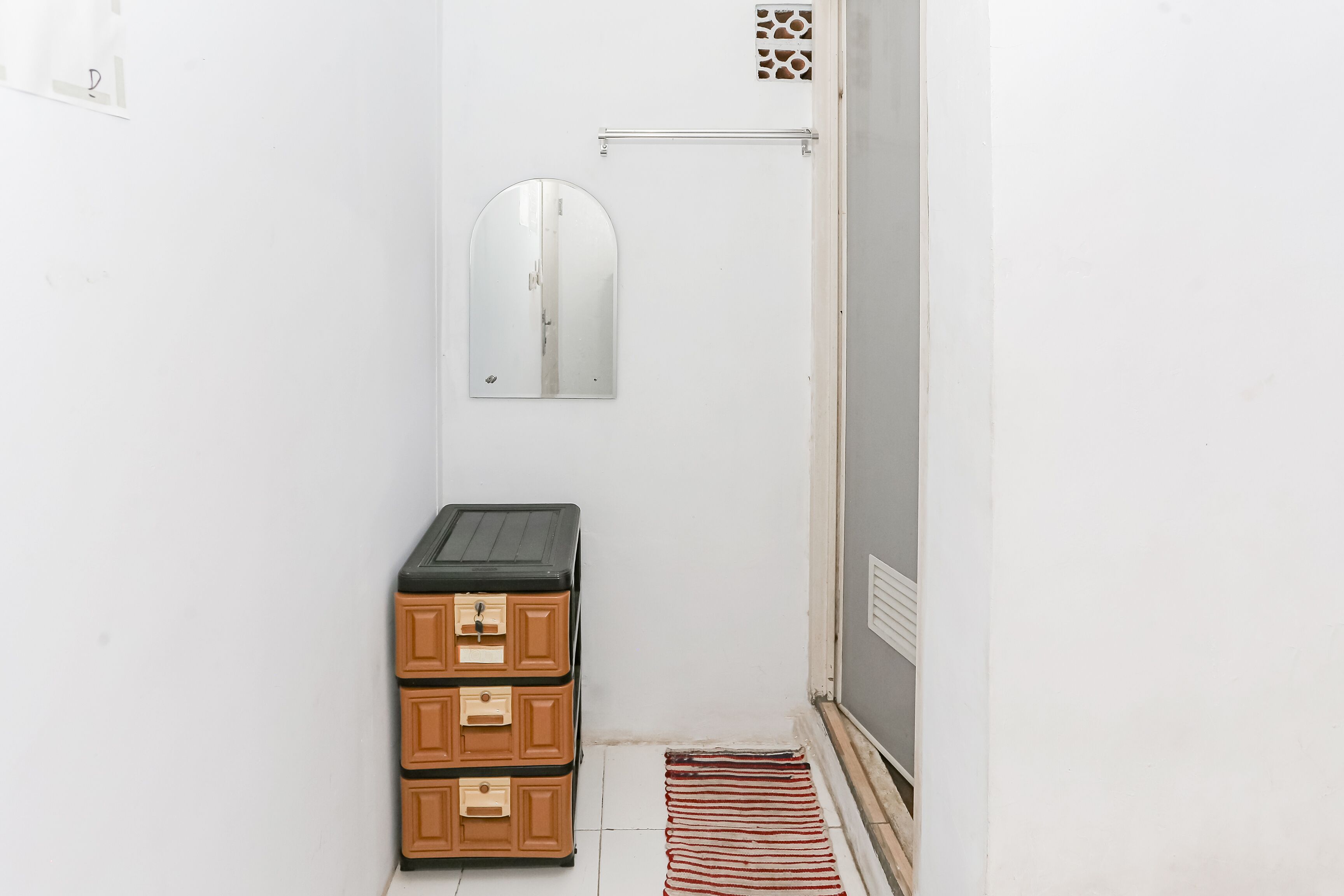 Spot On 93515 Pulo Gebang Guest House
