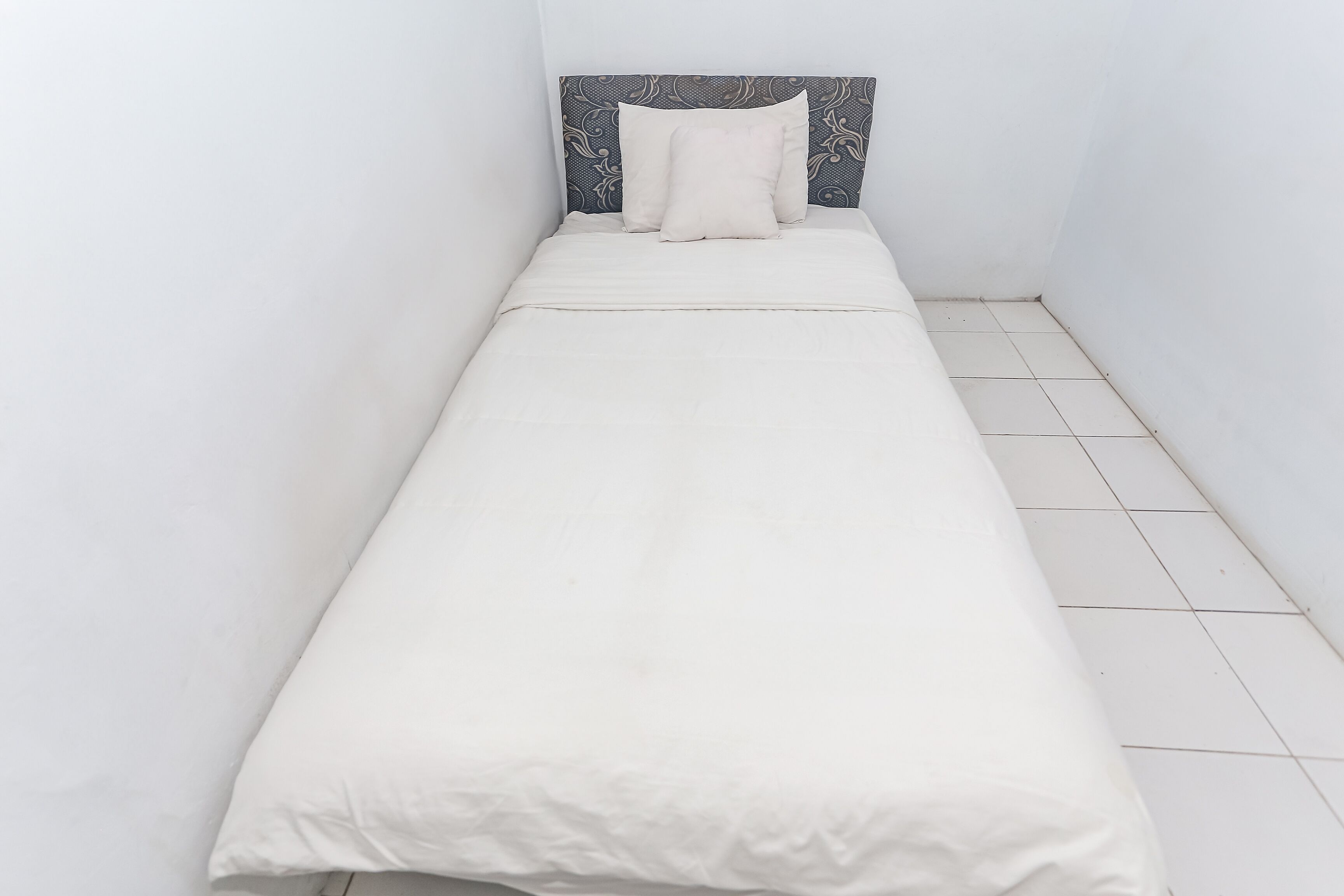 Spot On 93515 Pulo Gebang Guest House