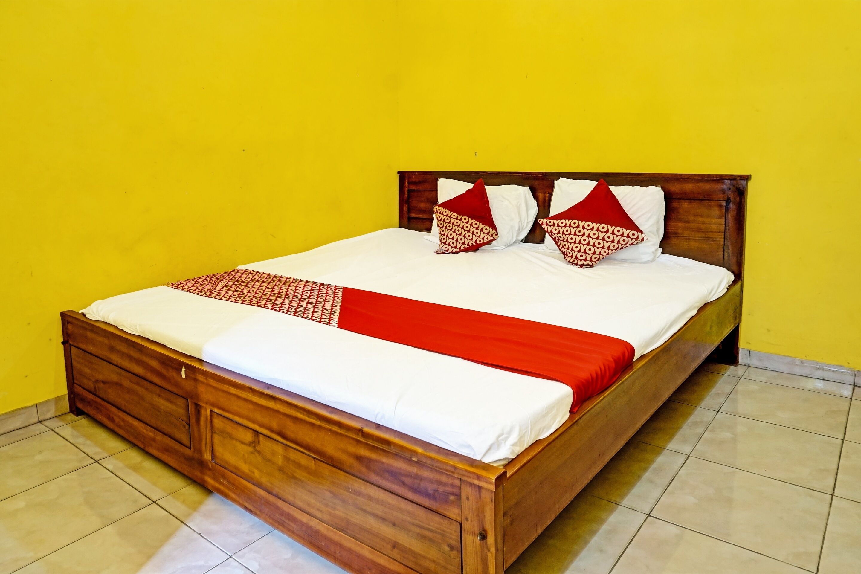 Hotel Family Blitar by OYO