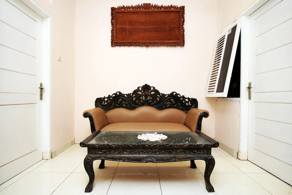 Pemda 22 Mansion Mitra RedDoorz