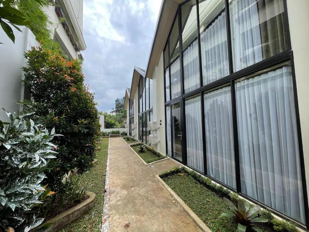 Azana Essence Sanggabuana Bogor