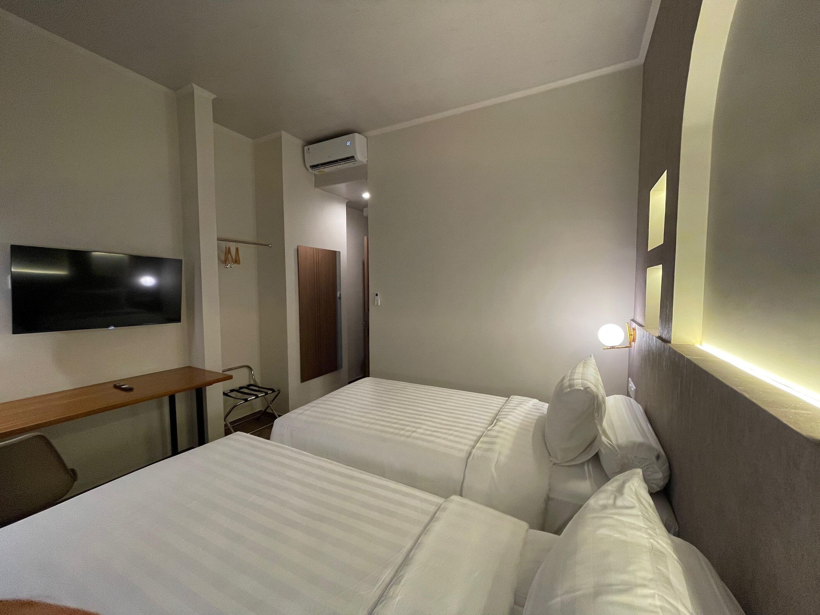 Azana Essence Sanggabuana Bogor