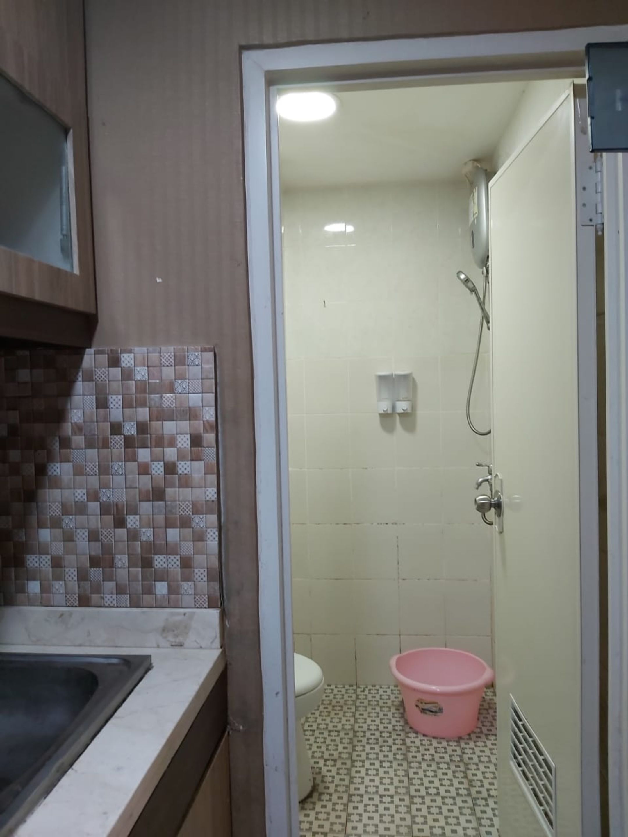 Apartment Bogor Valley by Riri