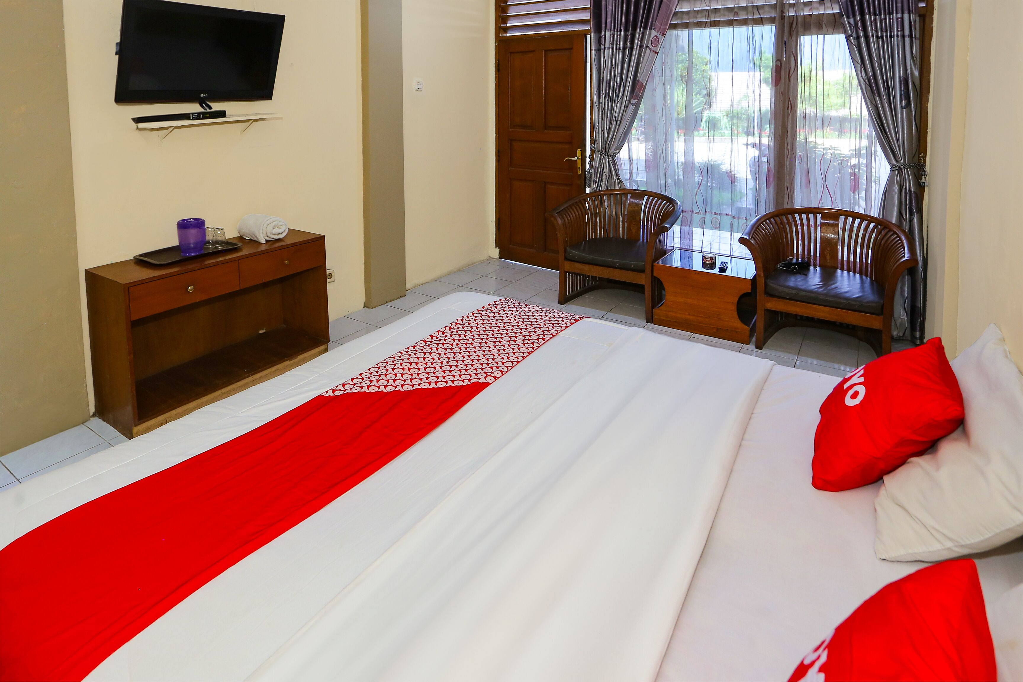 Capital O 93349 Hotel Gondangdia