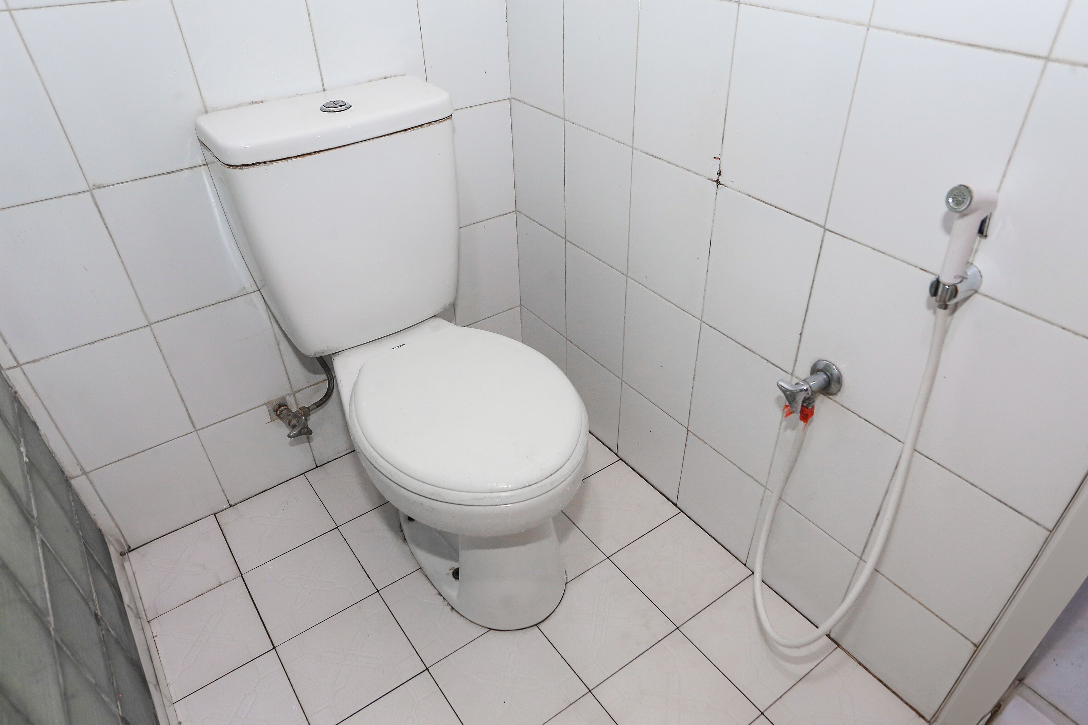 Capital O 93349 Hotel Gondangdia