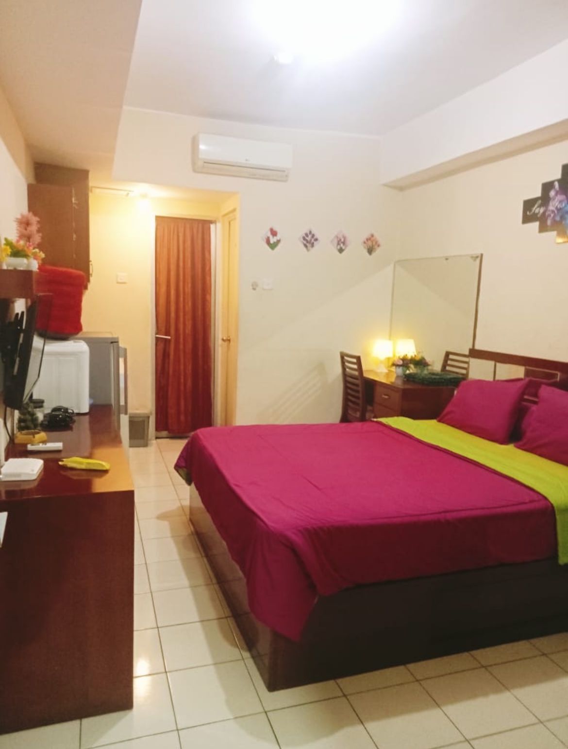 Capital O 93937 Aditya Rooms