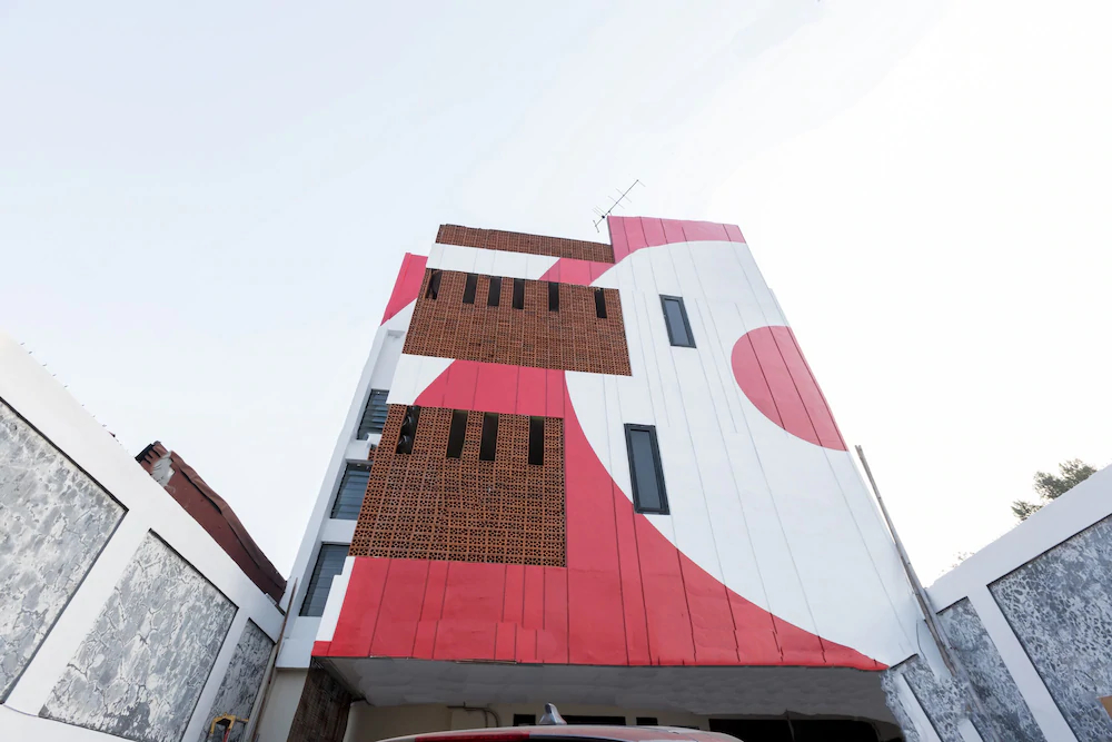 Cemara Gading by OYO Rooms